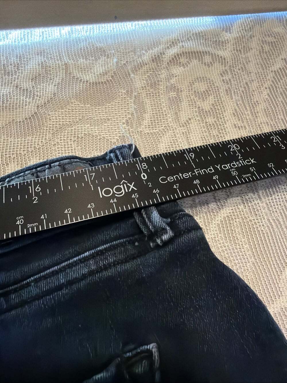 Levi's 512 Jeans Womens 18m Dark Wash Perfectly Slimming Bootcut 36”W/ 30” L - Picture 3 of 8